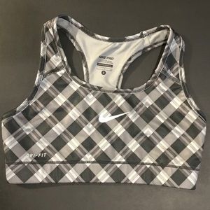 NIKE PRO Dri-Fit Women’s Sports Bra